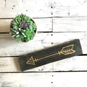 Rustic Reclaimed Wood Arrow Sign